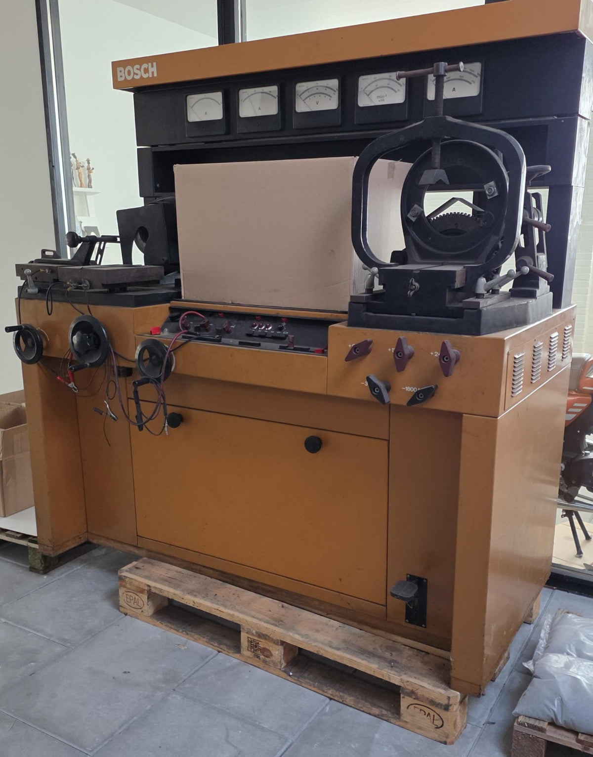 Banco prova Bosch KPS002 per motorini di avviamento / alternatori